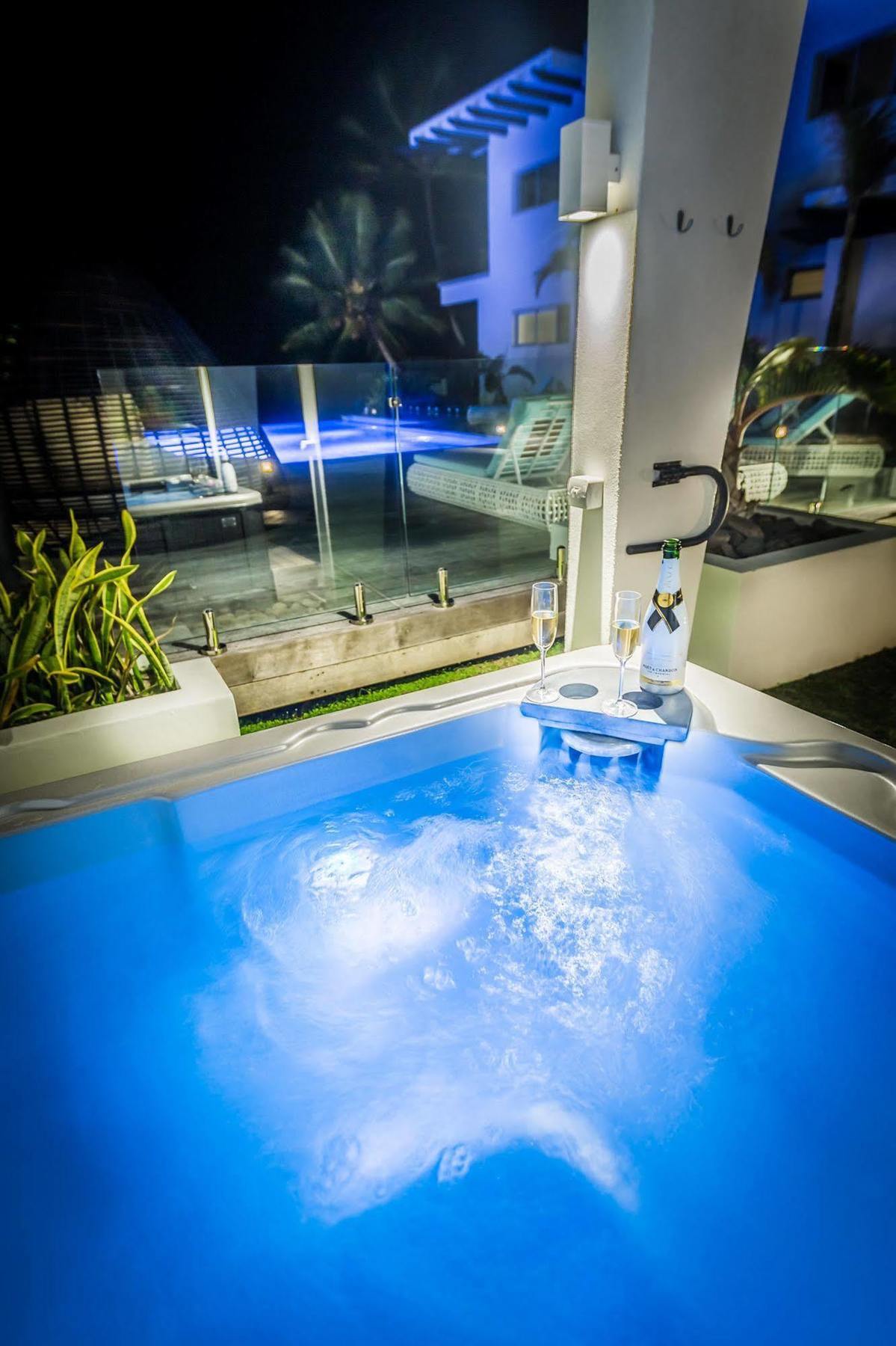 Crystal Blue Lagoon Villas Rarotonga Eksteriør billede